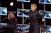 Bon Jovi rozjeli pod sprchou pořádné rockové mejdlo. Publikum si zazpívalo